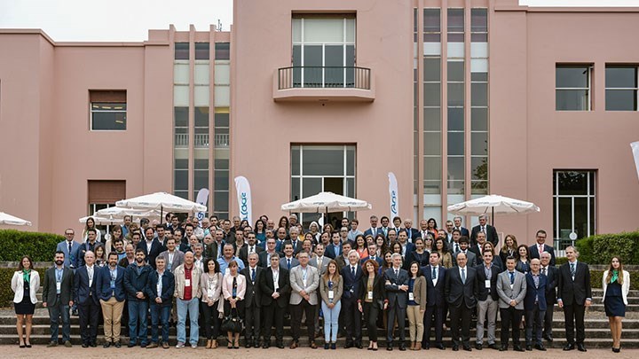 Equipa Portgás junta na apresentação da marca